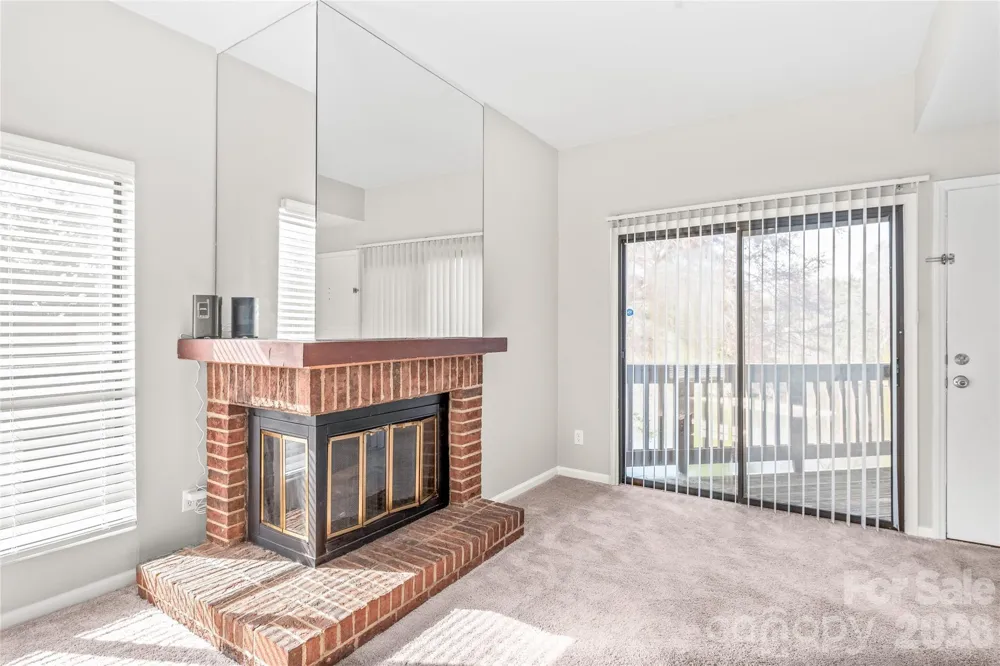 8155 Cedar Glen Drive Charlotte, NC 28212