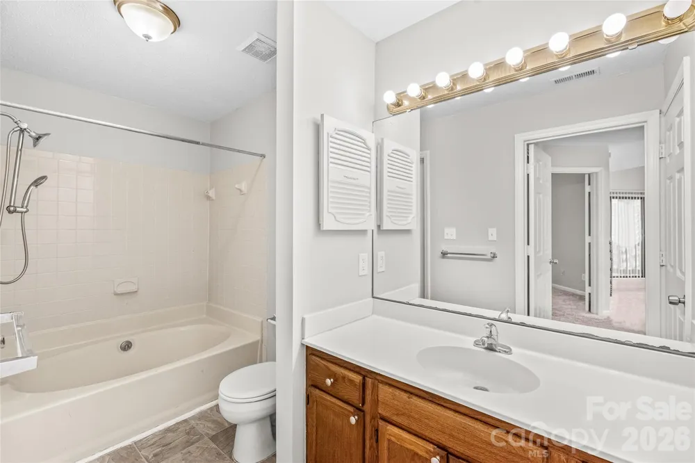 8155 Cedar Glen Drive Charlotte, NC 28212