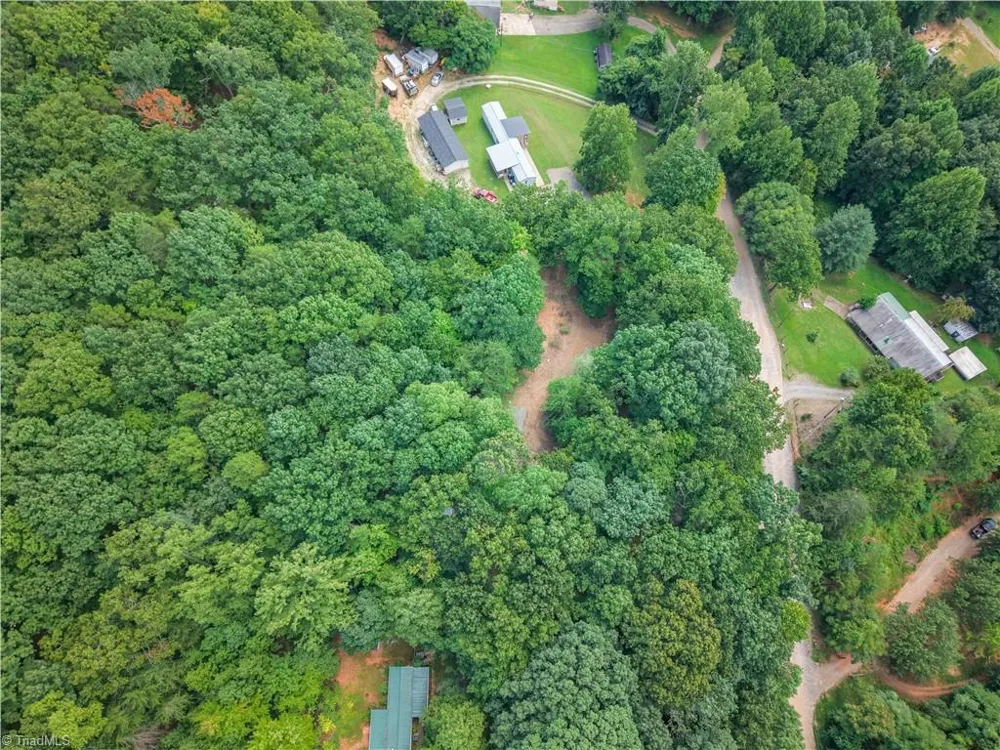185 Boaz Lane Mount Airy, NC 27030
