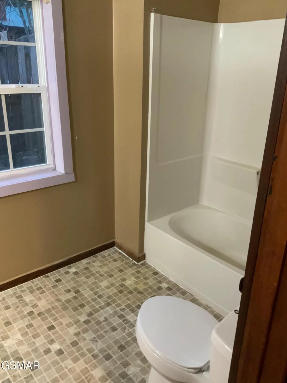 517 Laurel Avenue Gatlinburg, TN 37738