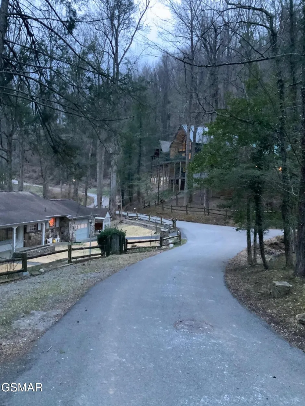 517 Laurel Avenue Gatlinburg, TN 37738