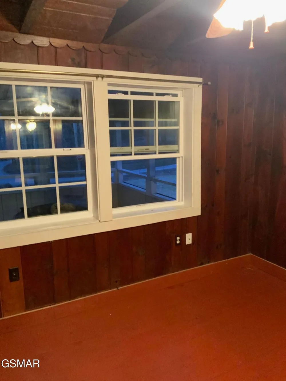 517 Laurel Avenue Gatlinburg, TN 37738