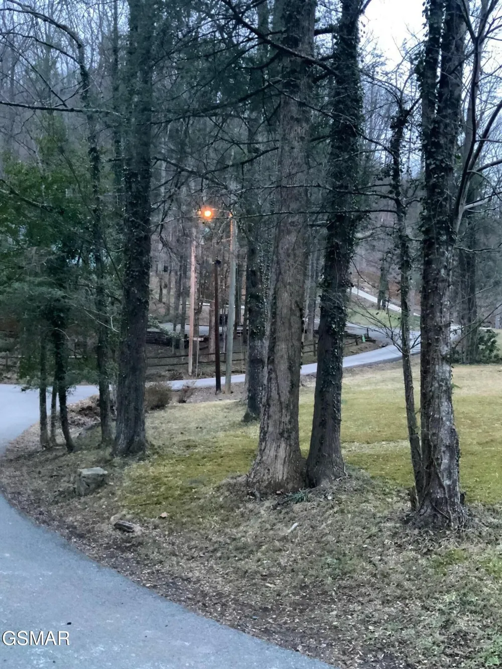 517 Laurel Avenue Gatlinburg, TN 37738