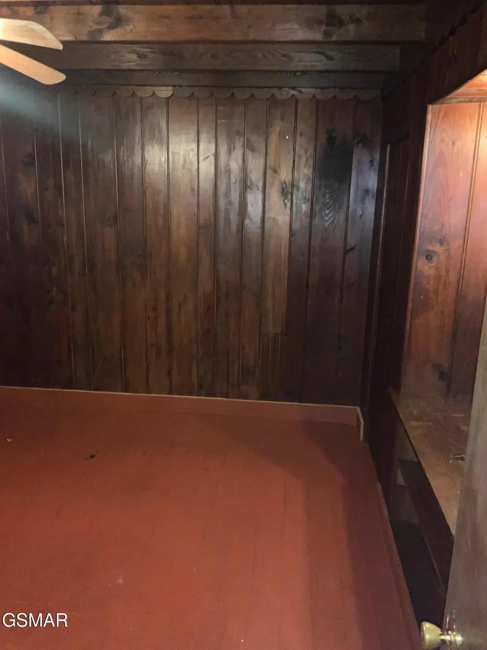 517 Laurel Avenue Gatlinburg, TN 37738