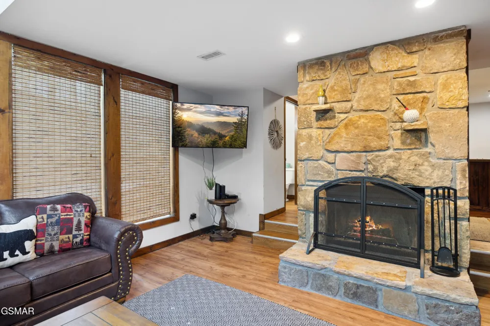 1228 Ski Mountain Road #C1 Gatlinburg, TN 37738
