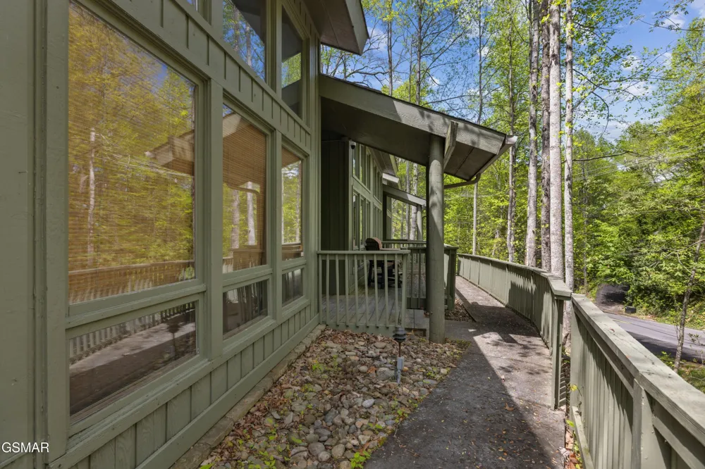 1228 Ski Mountain Road #C1 Gatlinburg, TN 37738