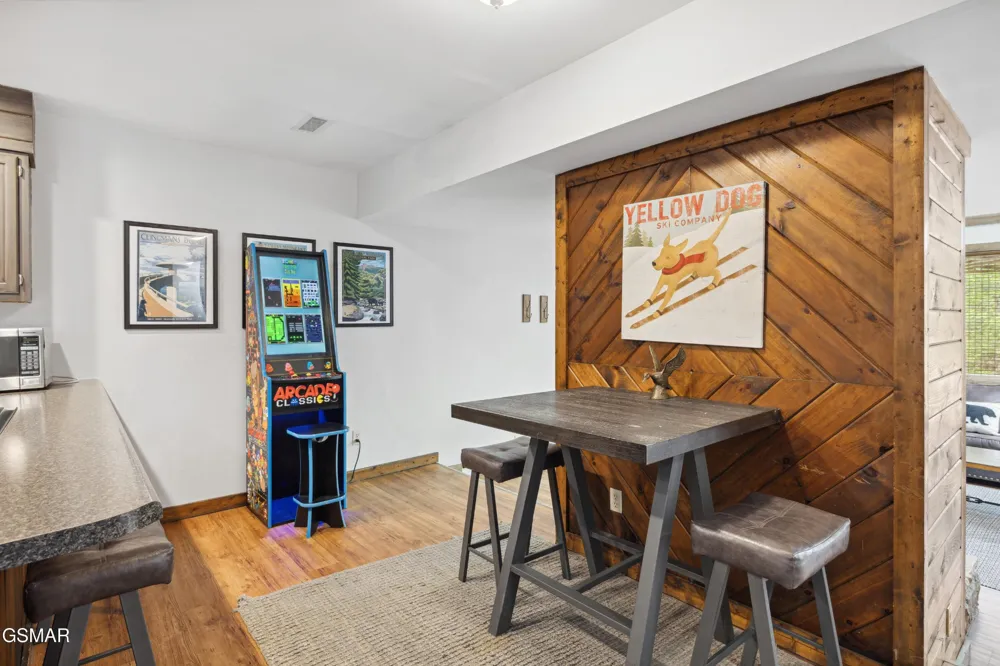 1228 Ski Mountain Road #C1 Gatlinburg, TN 37738