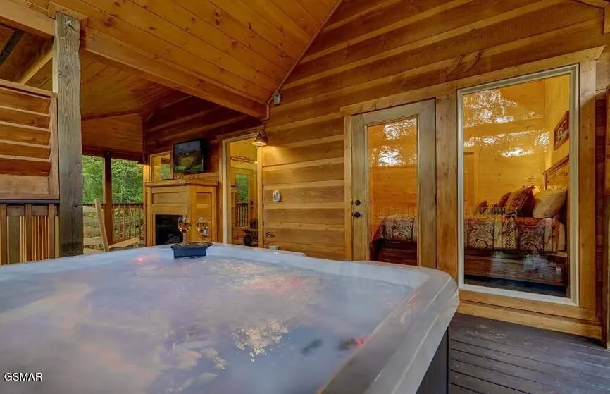 1163 Pine Mountain Road Sevierville, TN 37862