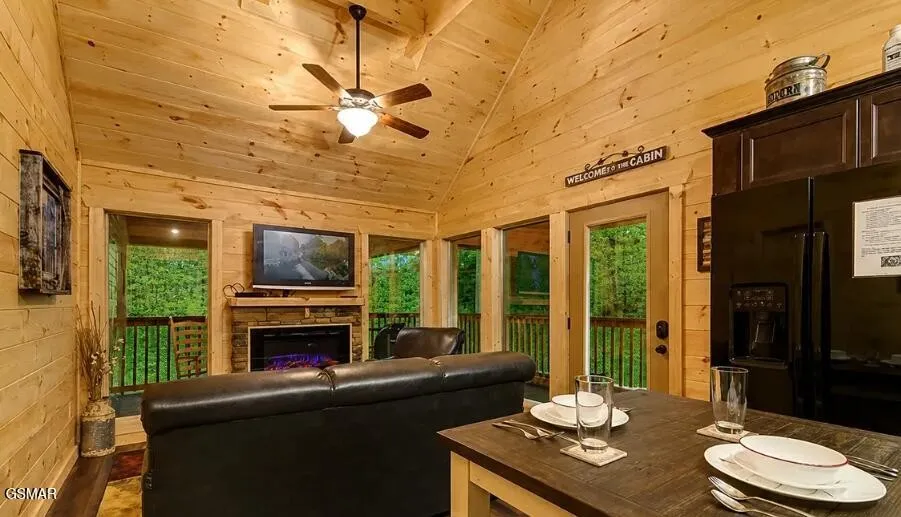 1163 Pine Mountain Road Sevierville, TN 37862