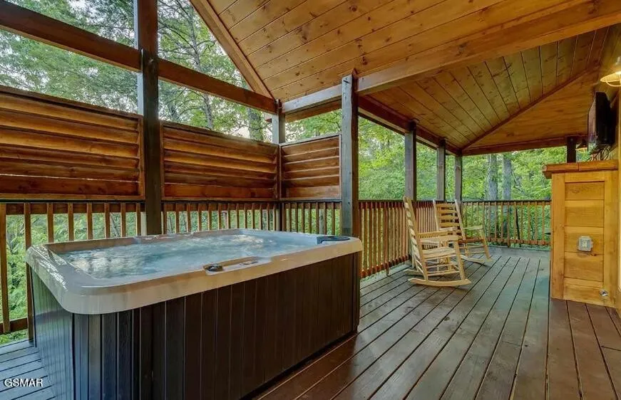 1163 Pine Mountain Road Sevierville, TN 37862