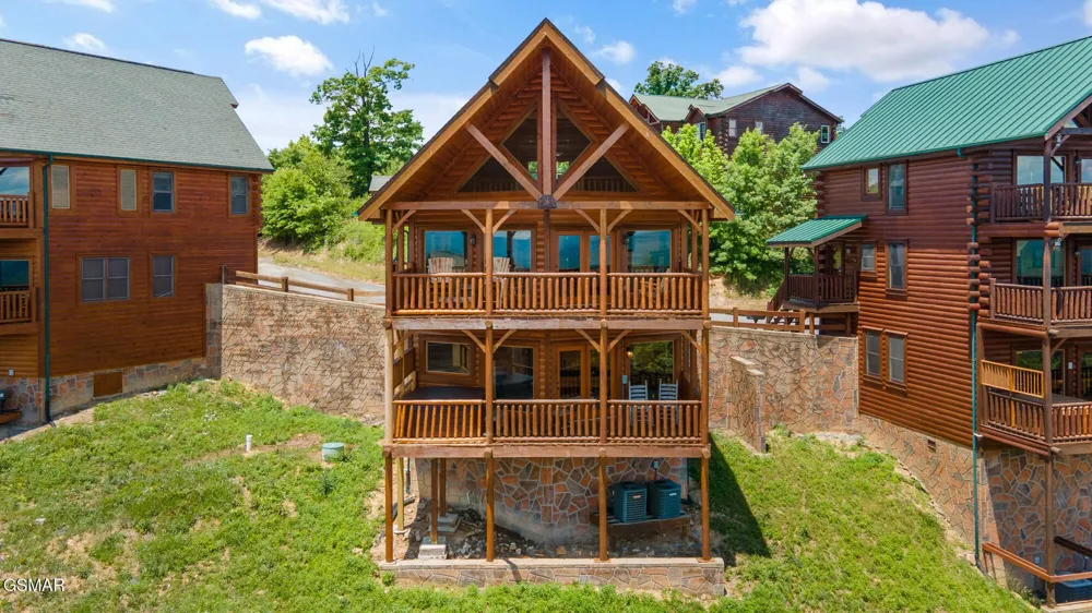 2326 Top Of The World Drive Sevierville, TN 37876