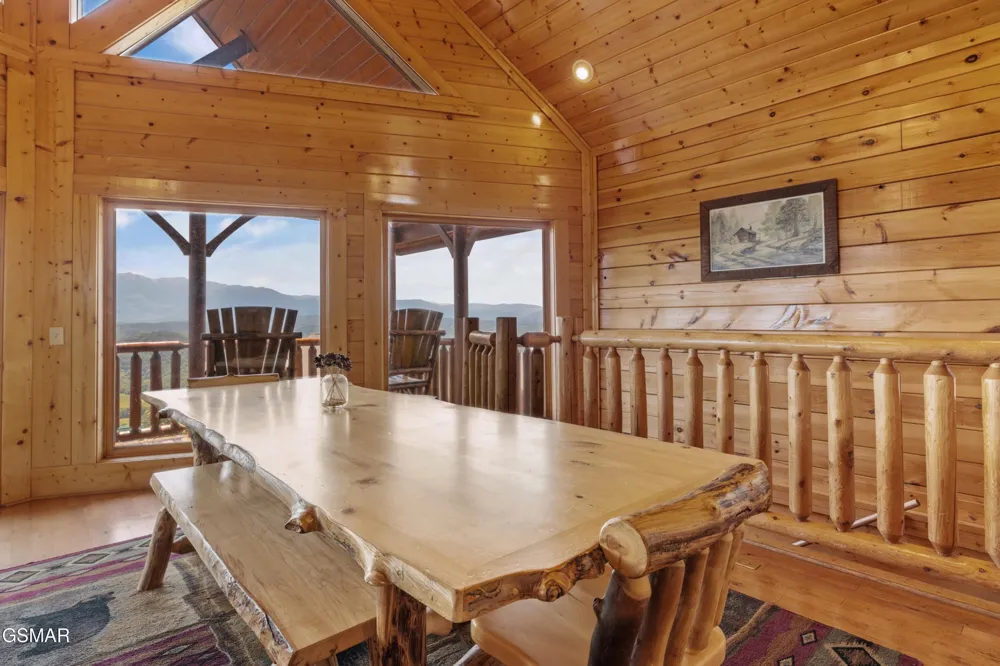 2326 Top Of The World Drive Sevierville, TN 37876