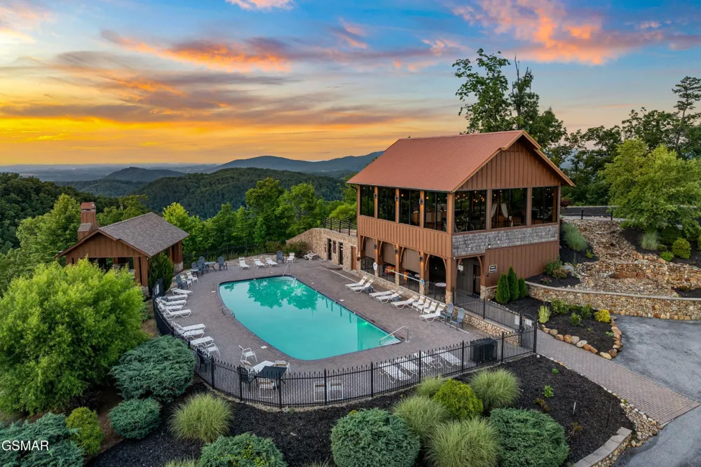 2326 Top Of The World Drive Sevierville, TN 37876