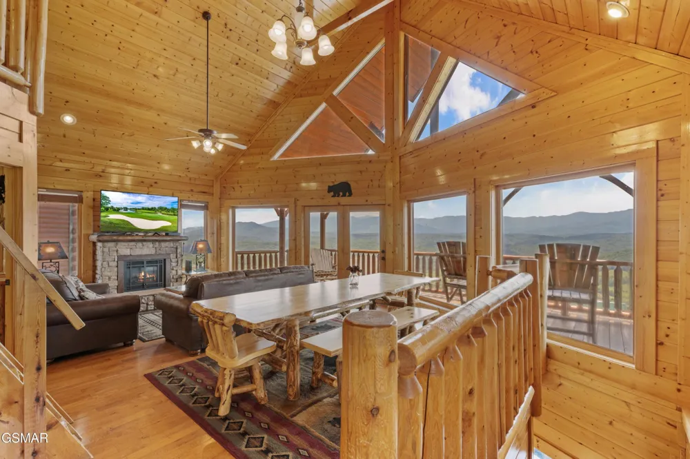 2326 Top Of The World Drive Sevierville, TN 37876