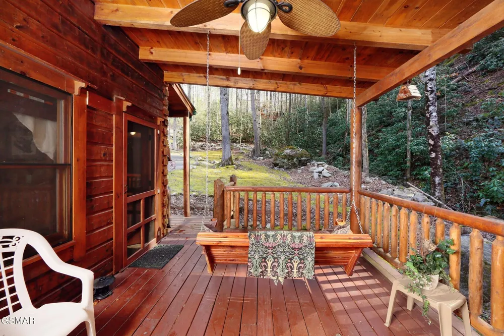 3030 Brothers Way Sevierville, TN 37876