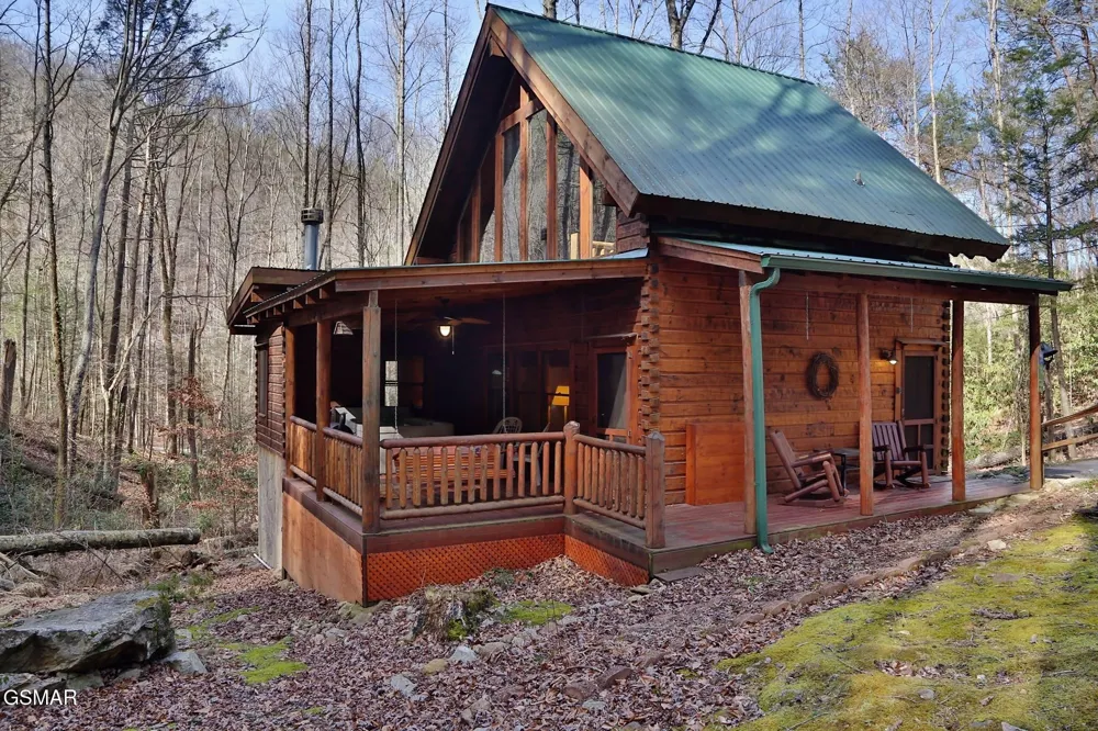 3030 Brothers Way Sevierville, TN 37876