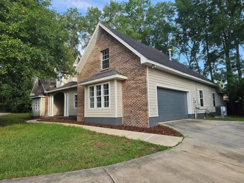 11444 NW 18th Lane