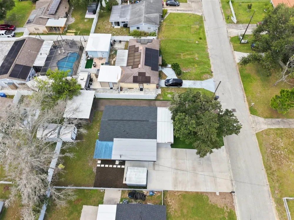 8015 TUDOR PLACE Tampa, FL 33610