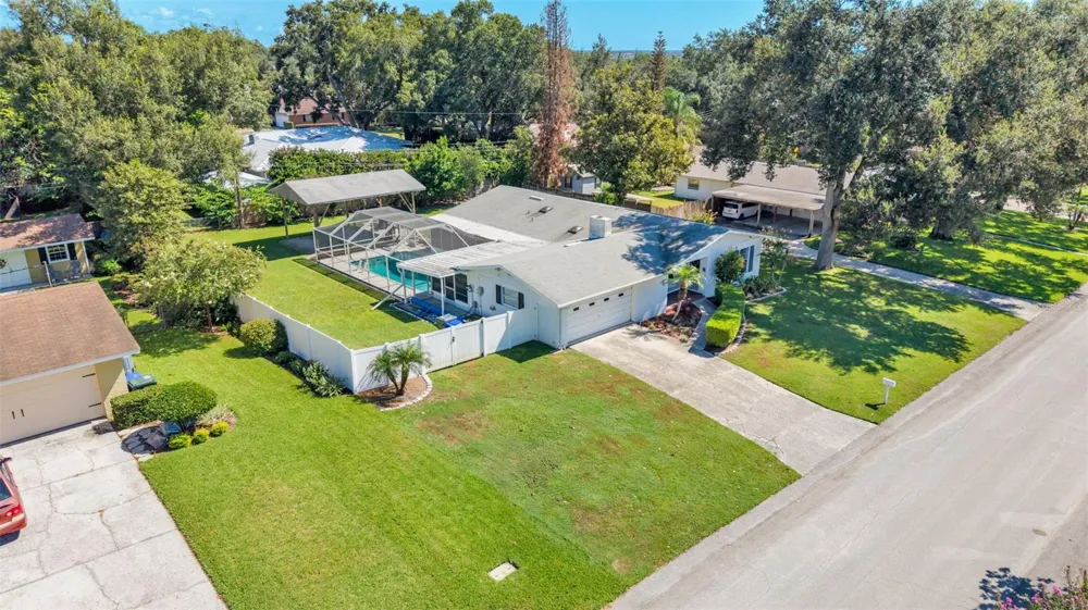 1722 DOOLEY LANE Lakeland, FL 33813