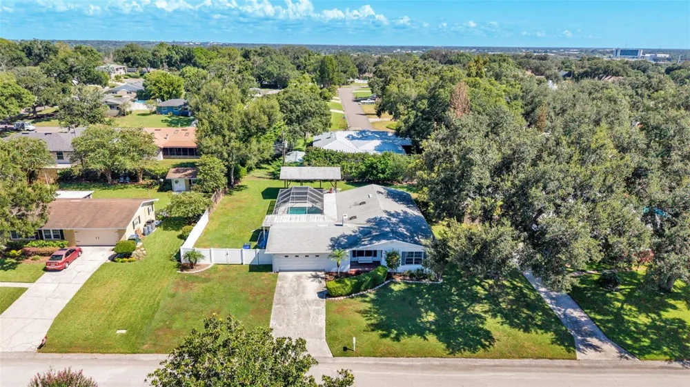 1722 DOOLEY LANE Lakeland, FL 33813