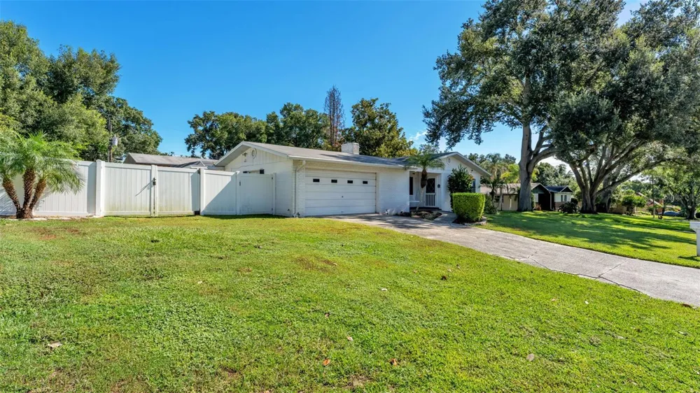 1722 DOOLEY LANE Lakeland, FL 33813