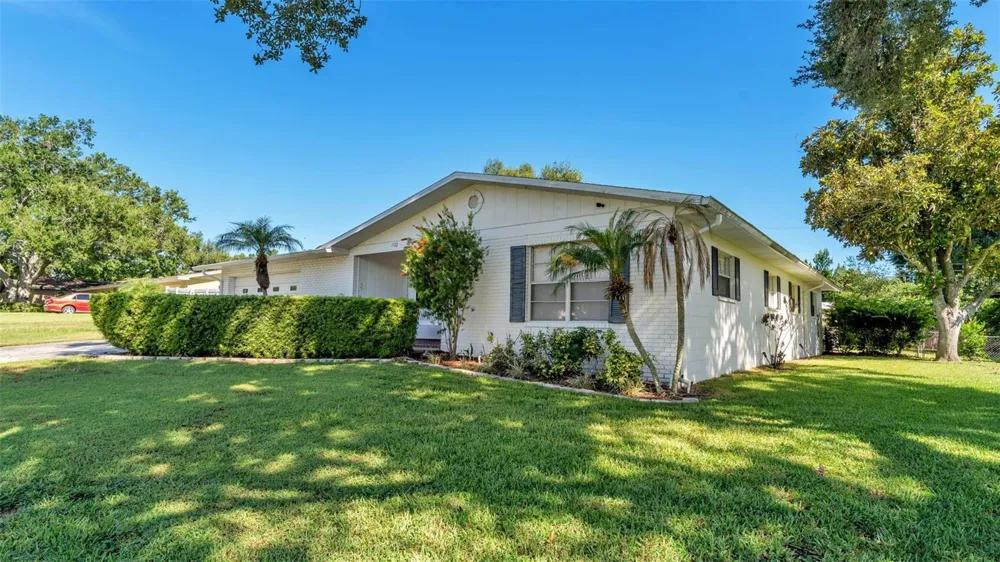 1722 DOOLEY LANE Lakeland, FL 33813