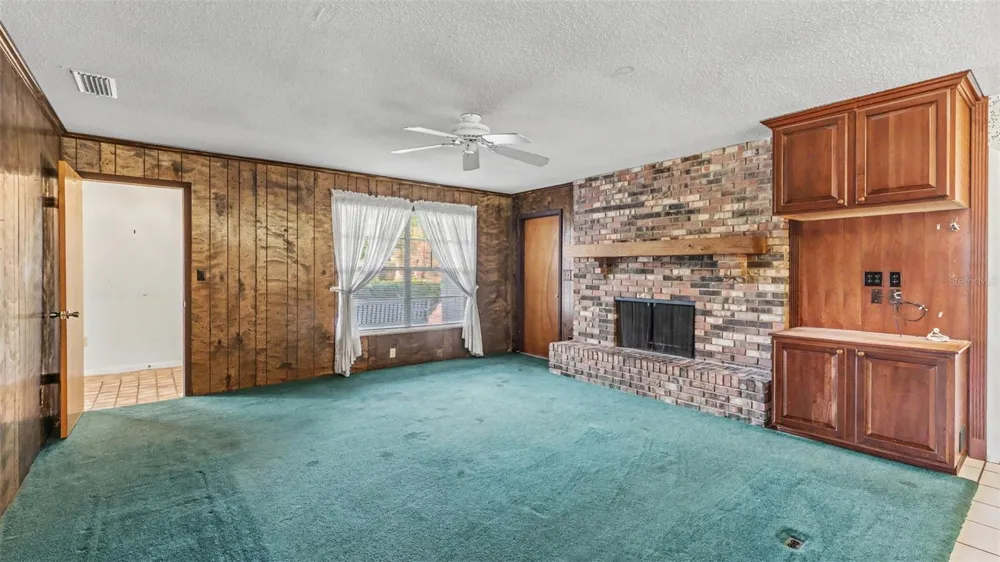 1722 DOOLEY LANE Lakeland, FL 33813