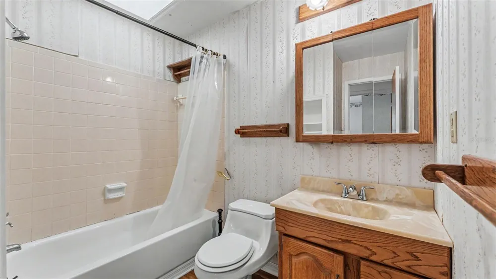 1722 DOOLEY LANE Lakeland, FL 33813
