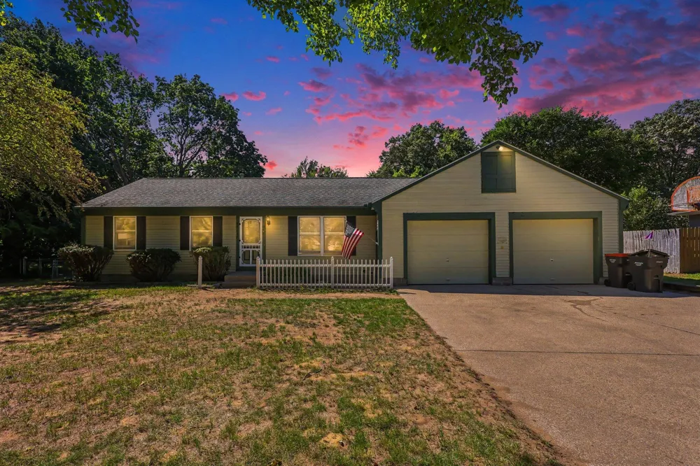15315 David Avenue Grand Haven, MI 49417