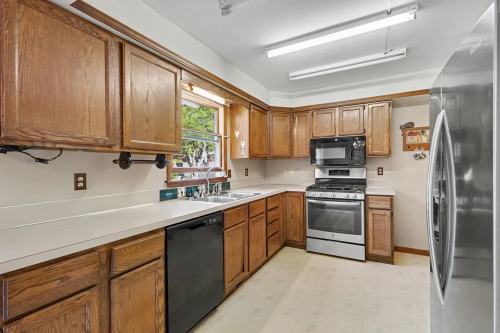 15315 David Avenue Grand Haven, MI 49417