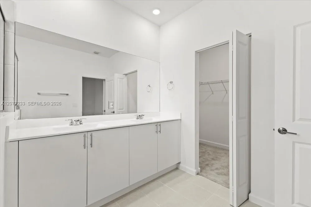 23210 SW 133rd Ct Miami, FL 33032