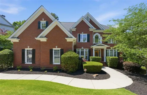 348 Aviemore Lane