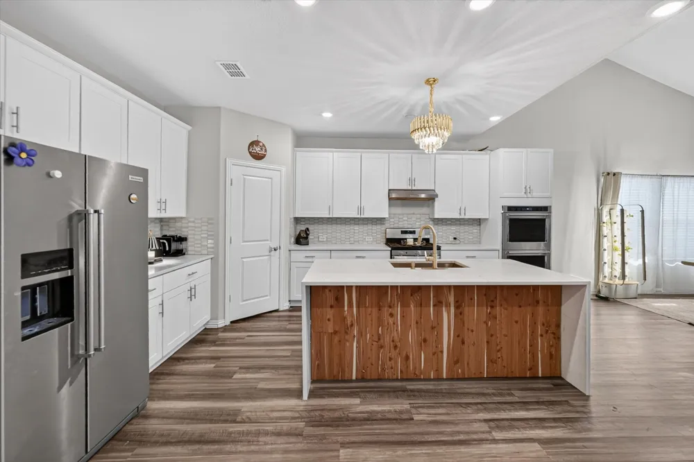 447 Crystal Clear Lane Princeton, TX 75407