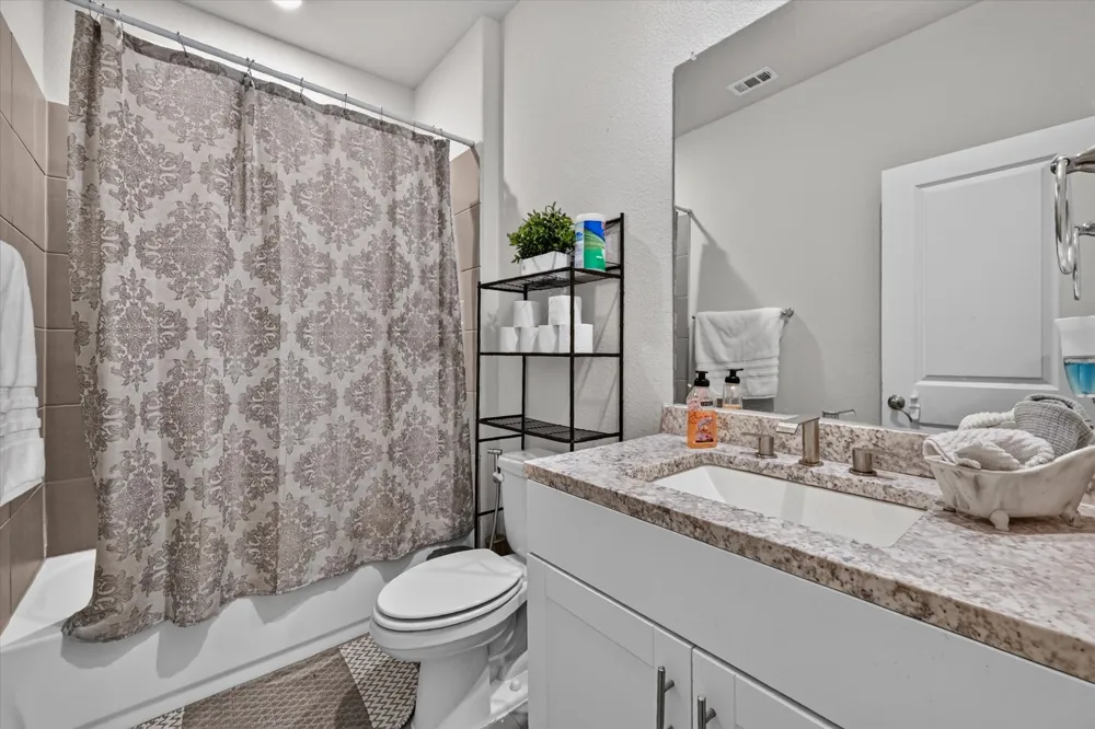 447 Crystal Clear Lane Princeton, TX 75407