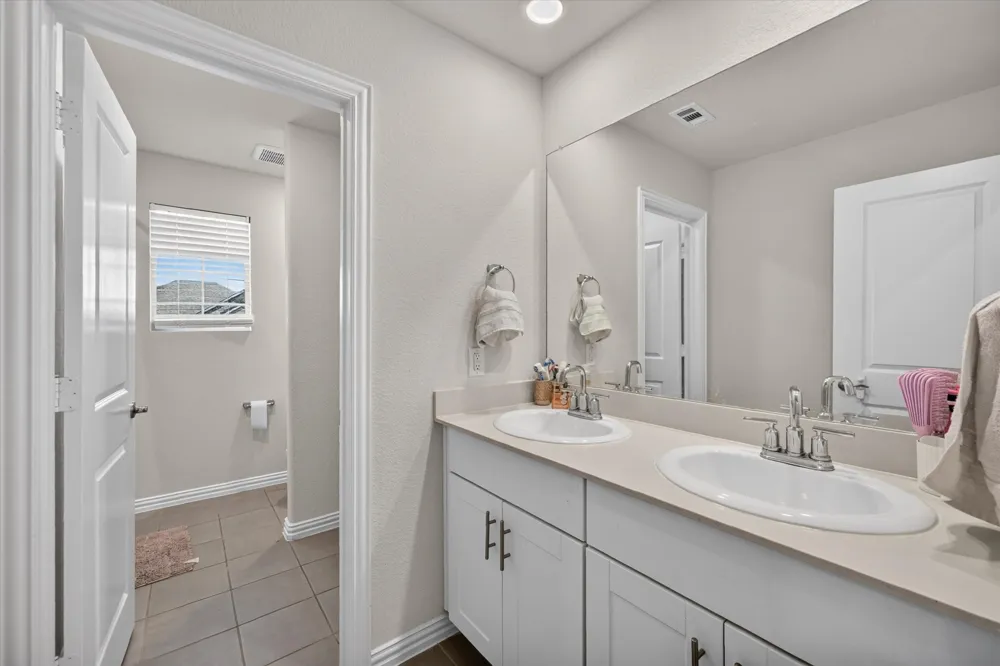 447 Crystal Clear Lane Princeton, TX 75407