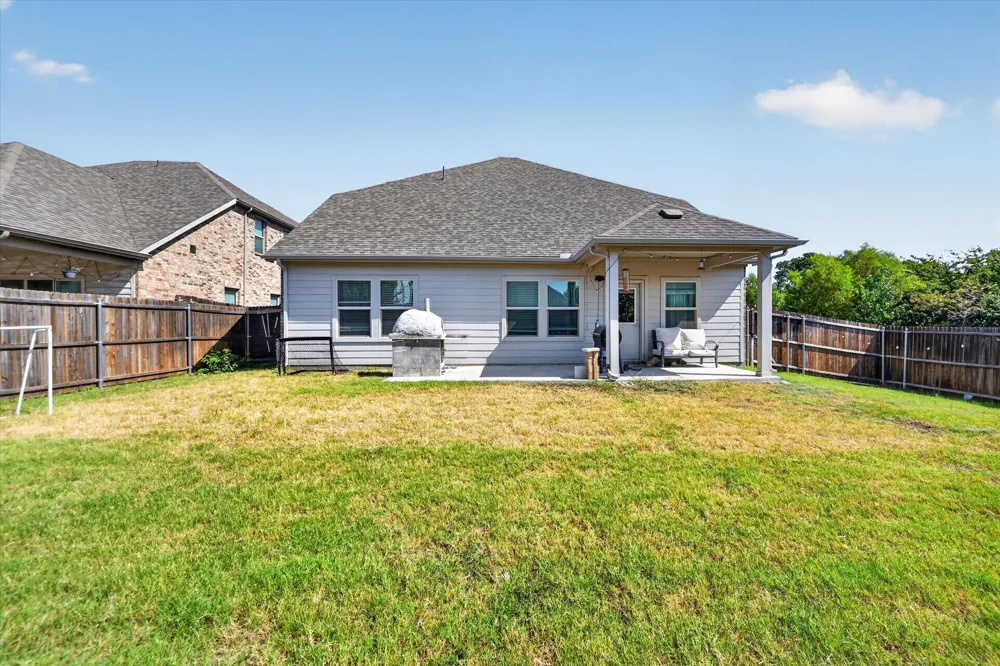 447 Crystal Clear Lane Princeton, TX 75407