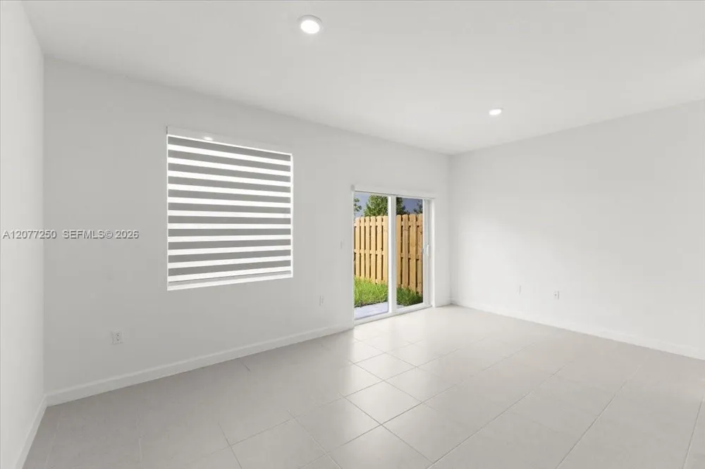 35670 SW 178 Ct Miami, FL 33034