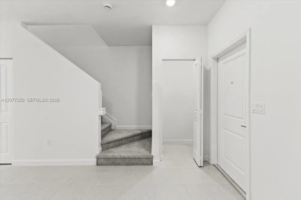 35670 SW 178 Ct Miami, FL 33034
