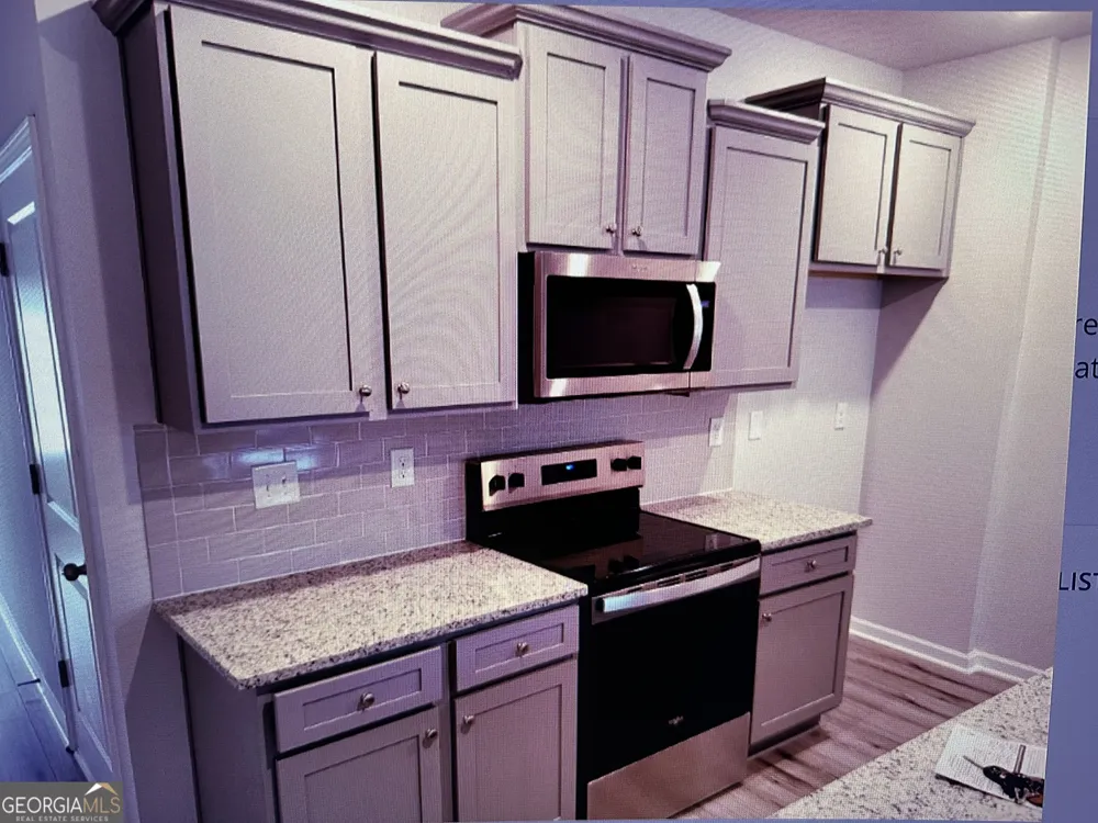 11554 Chatham DR Hampton, GA 30228