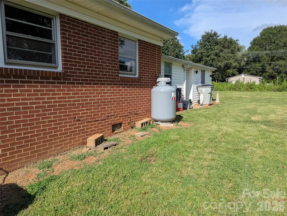 605 Lincoln Lane Lenoir, NC 28645