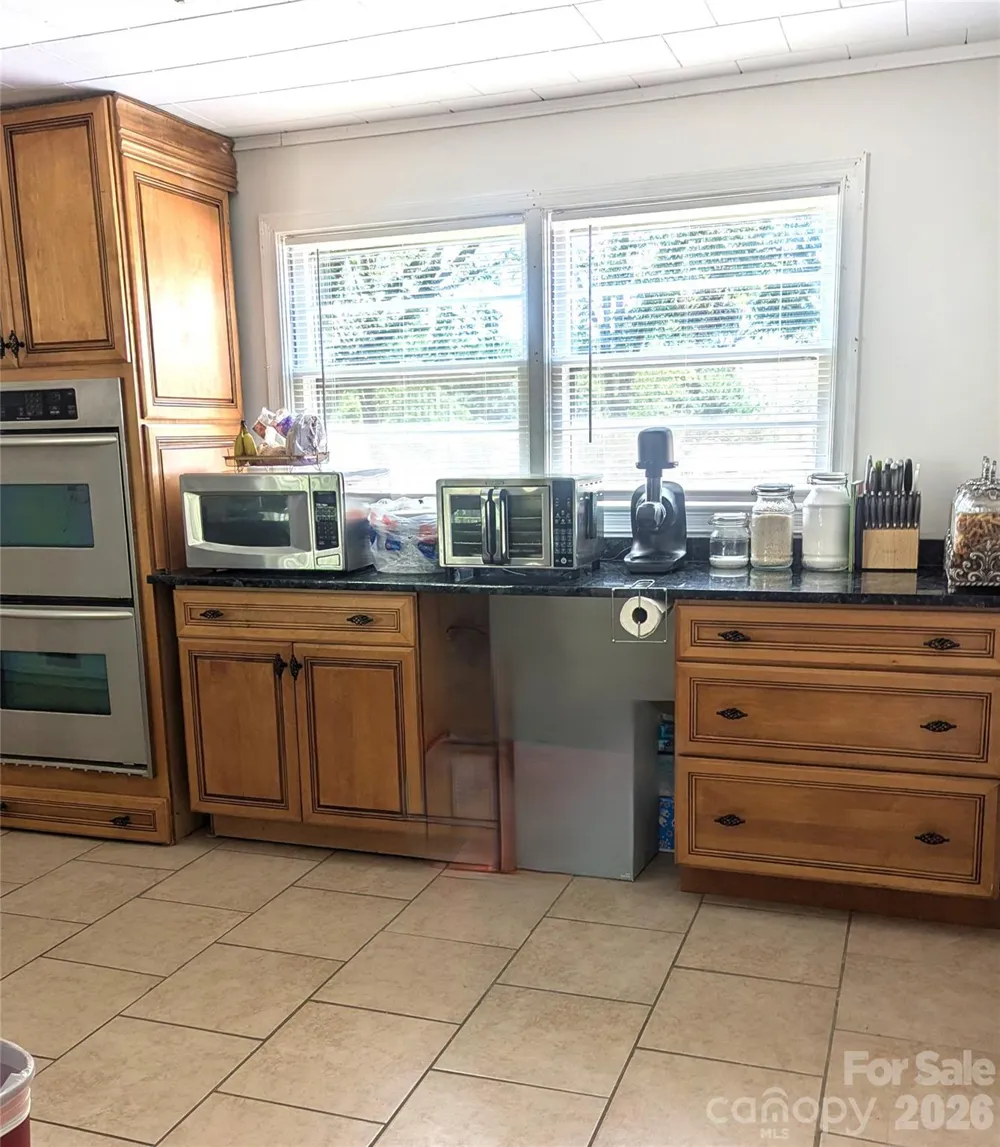 605 Lincoln Lane Lenoir, NC 28645