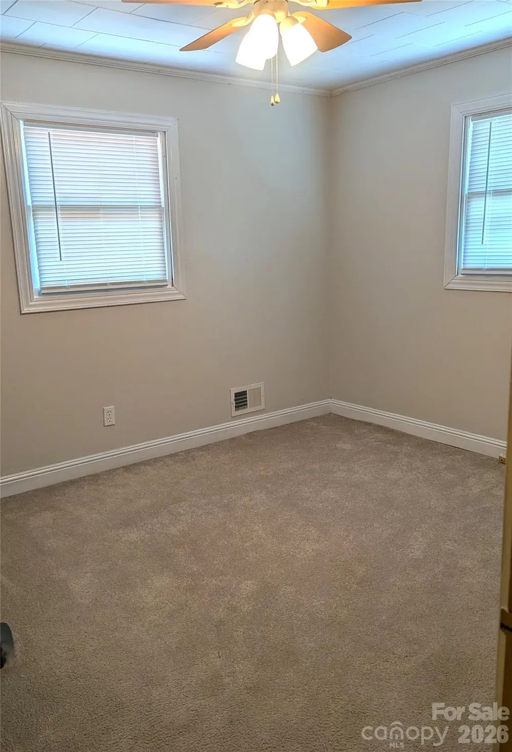605 Lincoln Lane Lenoir, NC 28645