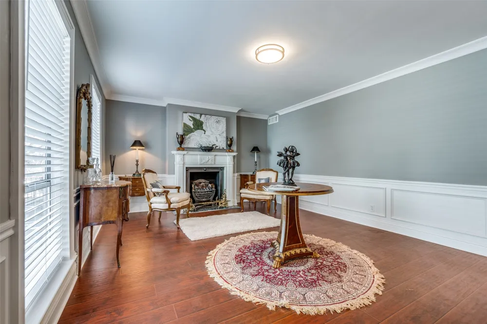 6610 Eastridge Drive #114 Dallas, TX 75231