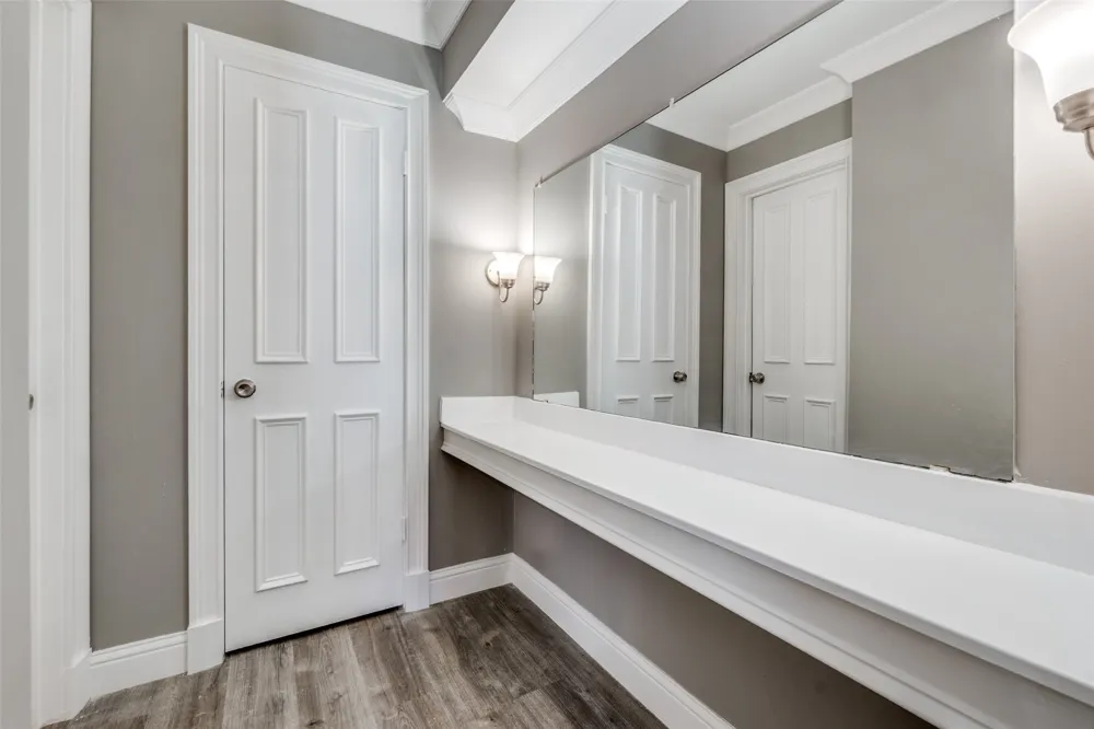 6610 Eastridge Drive #114 Dallas, TX 75231