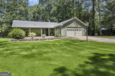 140 Hickory DR