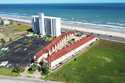 7312 Seawall Boulevard #208