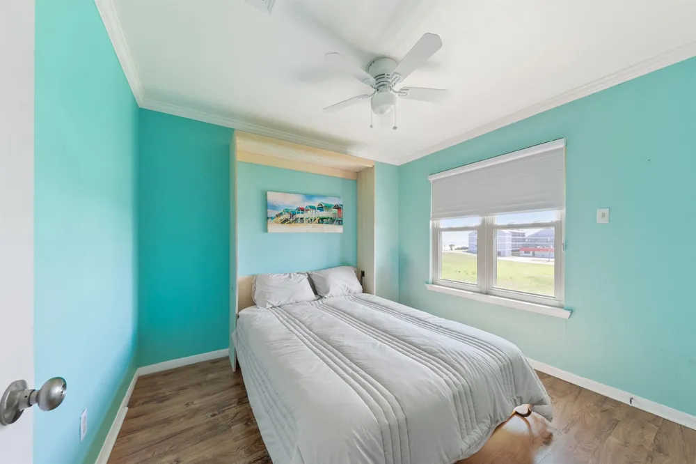 7312 Seawall Boulevard #208 Galveston, TX 77551