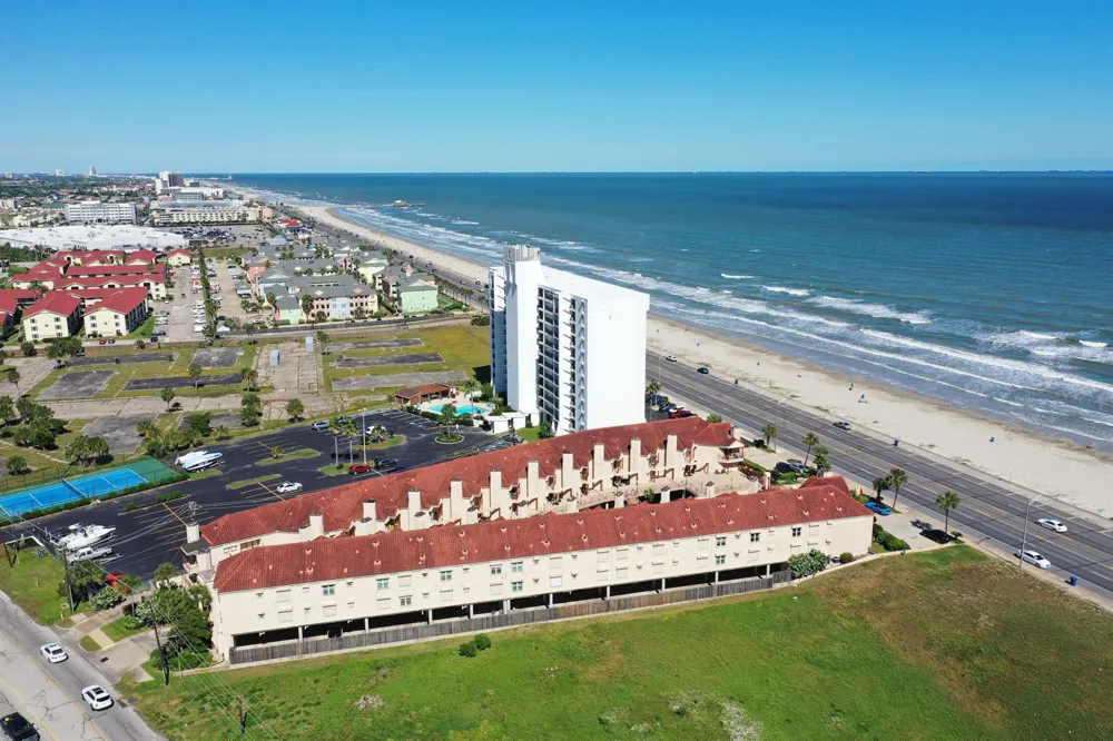 7312 Seawall Boulevard #208 Galveston, TX 77551