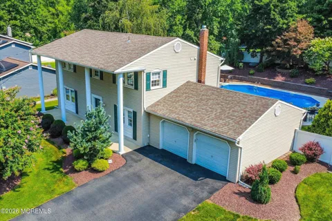 28 Millay Road