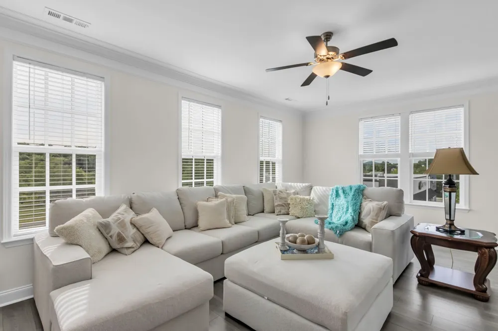 1067 Vida Way Nolensville, TN 37135